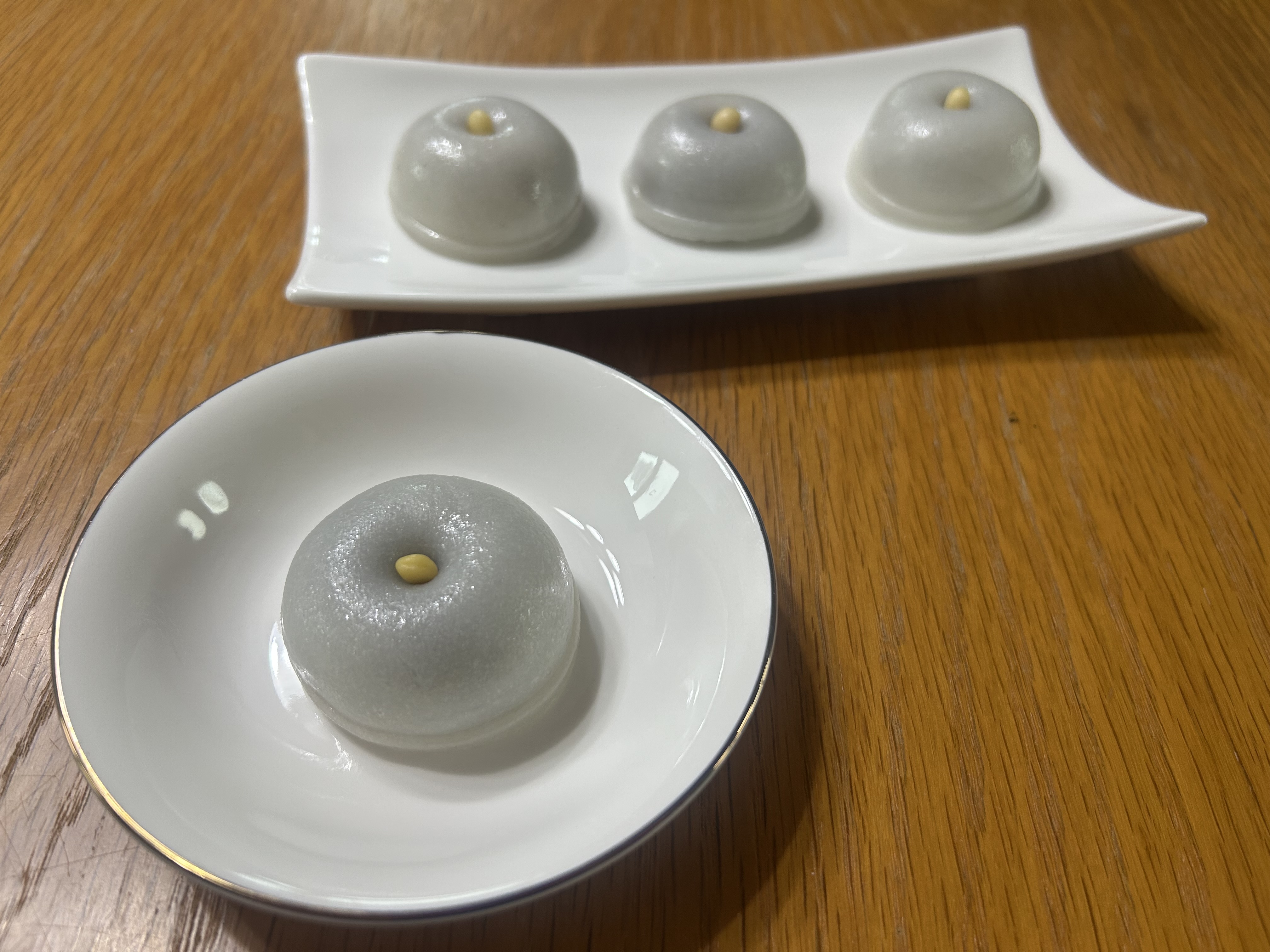 올리브 크림치즈 떡 3개